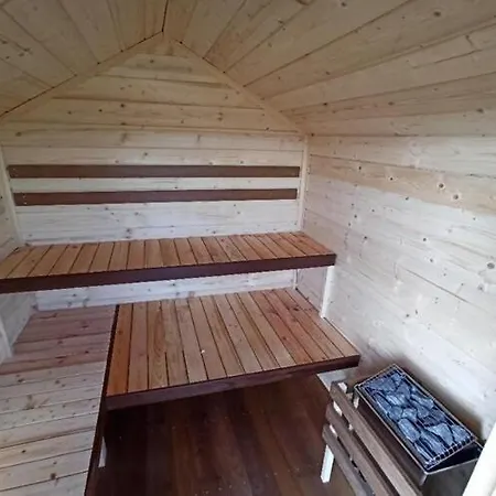 Hébergement de vacances Home, Sauna, Jacuzzi, Air Conditioning